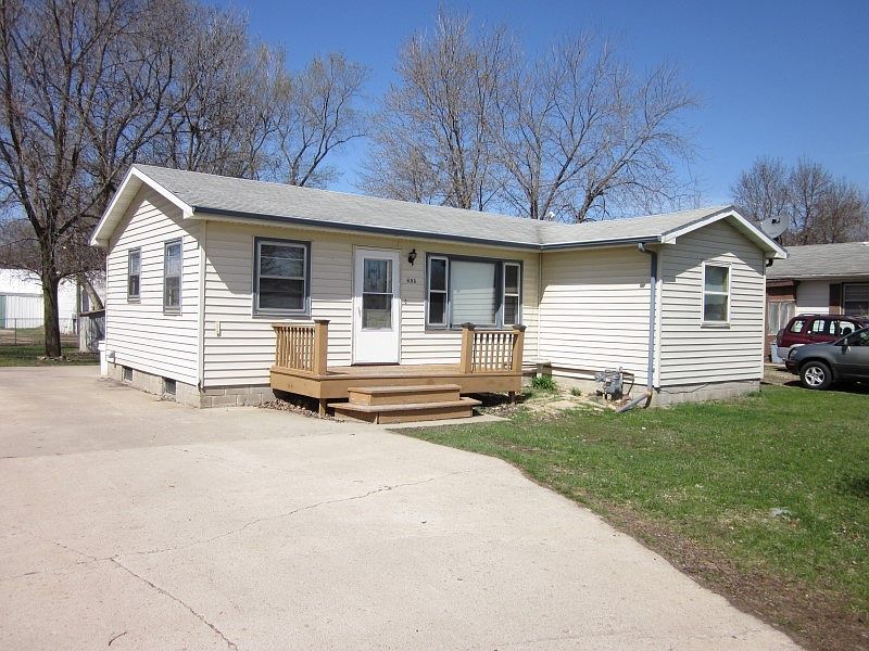 2nd image of 603 Q Ave