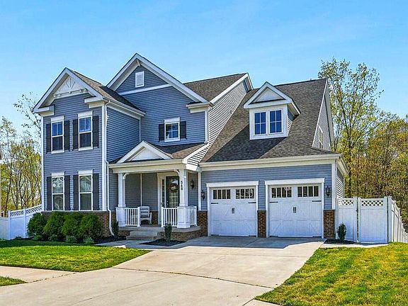 3rd image of 548 Gladiola Way