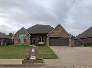 504 Cardinal Rd, Muskogee, OK 74403