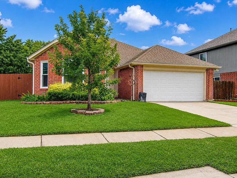 11222 E Travelers Way Cir — Photo 2