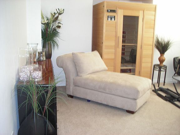 Larger 5th bedroom or workout room