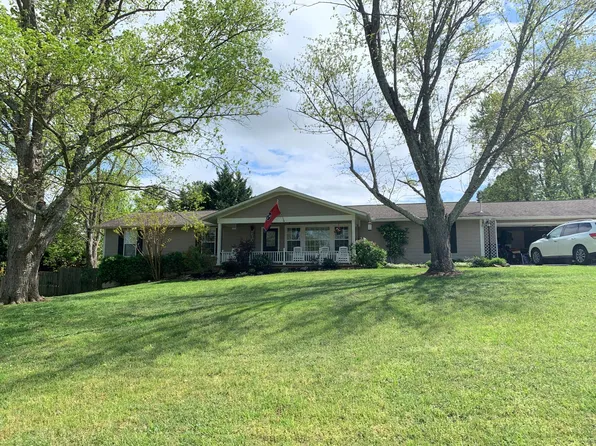8200 Northwind Dr, Knoxville, TN 37919