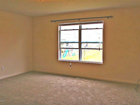 5th image of 4618 Andover Woods Ct