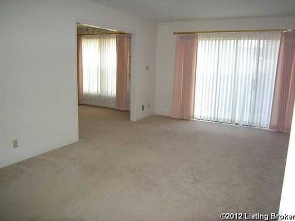 Living Room w/Dining Room