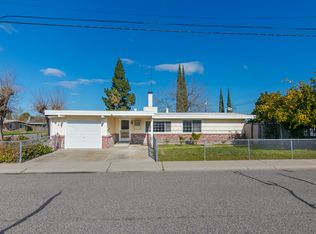 921 Trinity St, Manteca, CA 95336