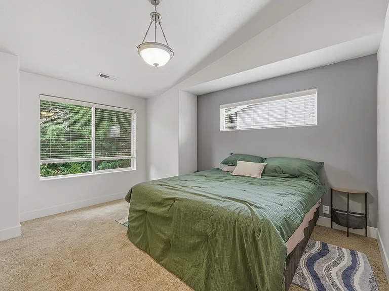 10565 NE Avery Way — Photo 10