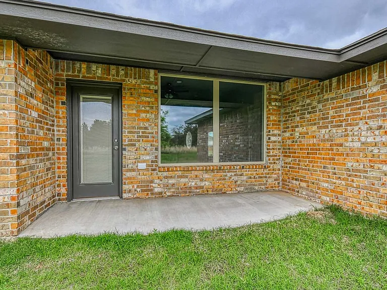 1016 E Jackrabbit Ln — Photo 28