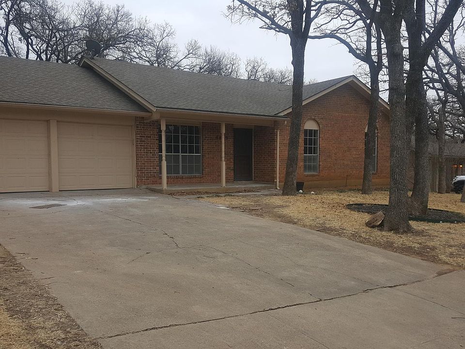 1st image of 3809 Hastings Dr