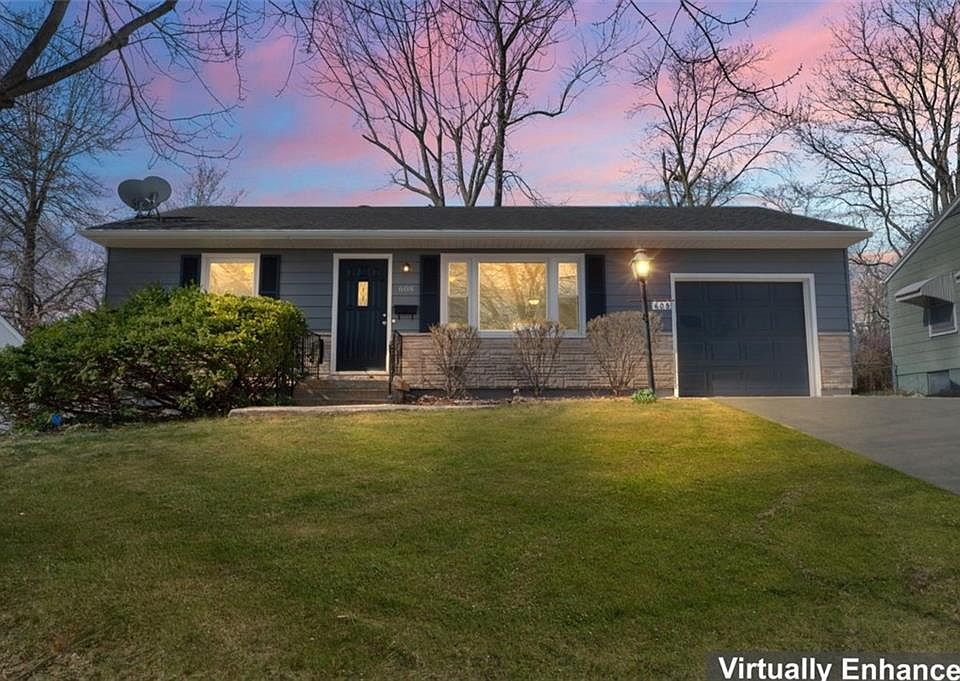 1st image of 608 N Sunset Dr