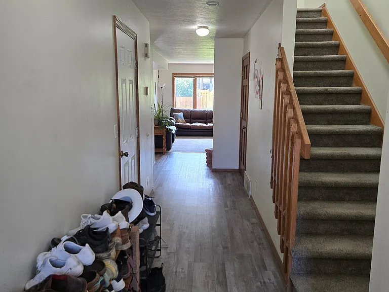 1712 W Olive St #45-1 — Photo 2