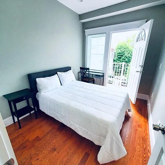 181 Gold St #3 — Photo 6