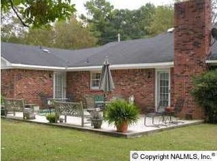 1512 Apache Ln SE, Decatur, AL 35601