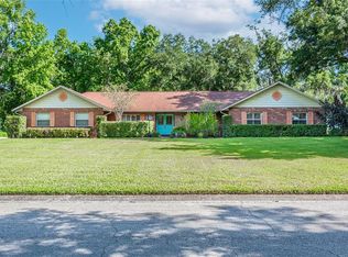 704 Tomahawk Trl, Brandon, FL 33511