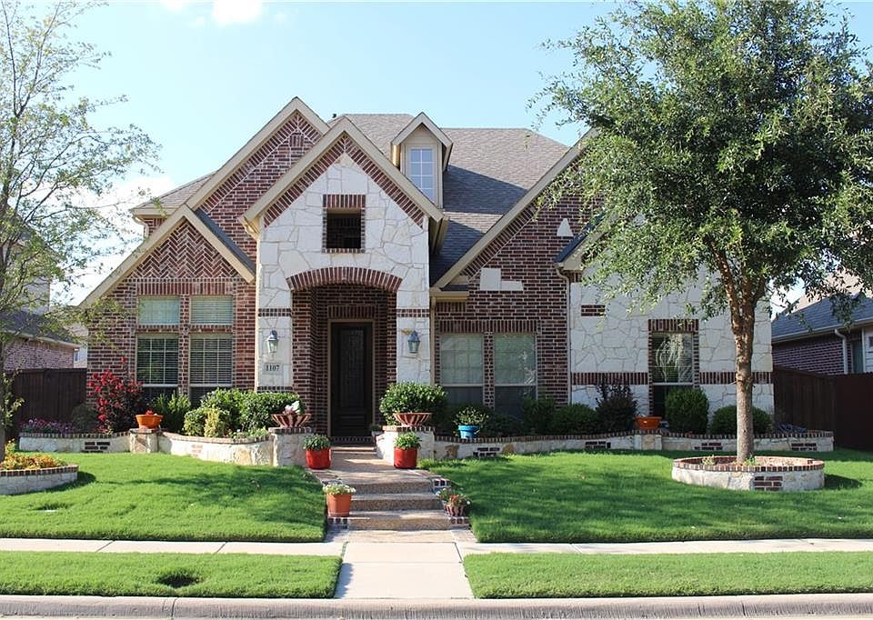 1st image of 1107 Burnet Dr