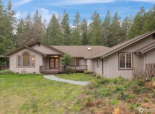 250 Saylor Road, Camano Island, WA 98282