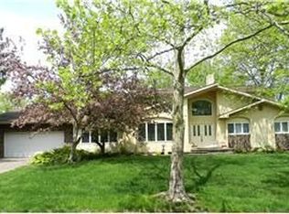 4 Farmstead Dr, Parsippany, NJ 07054