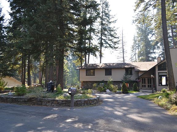 2nd image of 9833 N Circle Dr