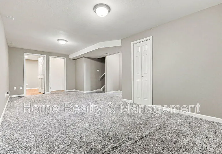 10807 Larry Dr — Photo 21