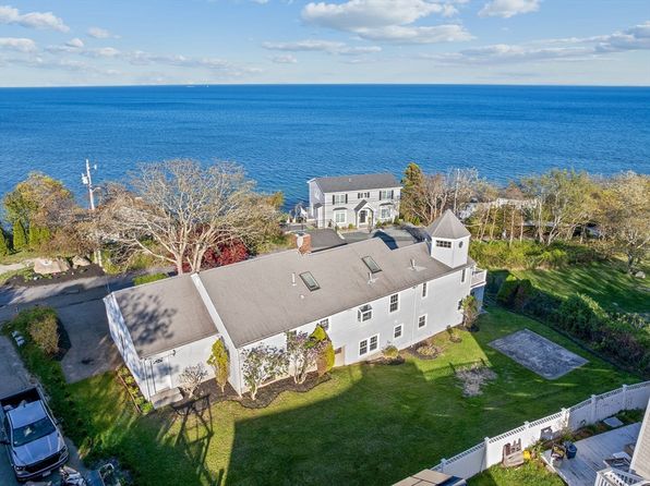 51 Shore Dr, Plymouth, MA 02360