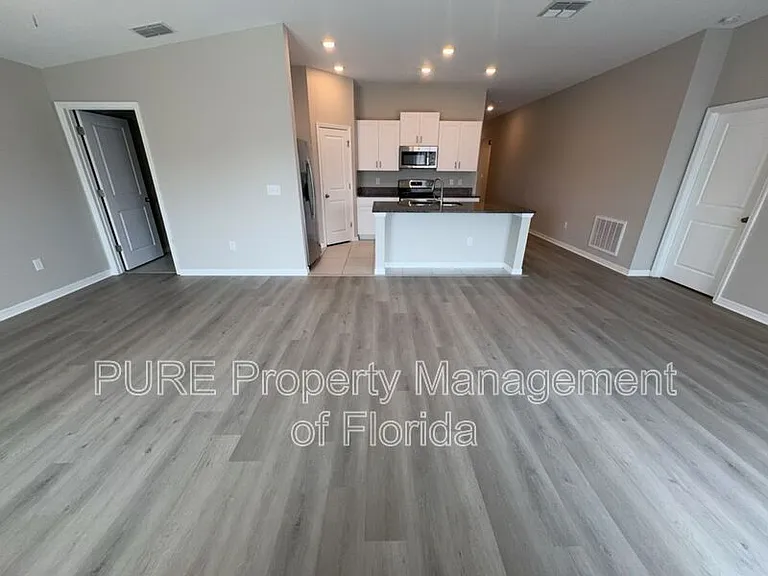 12495 SE 100th Ave — Photo 16