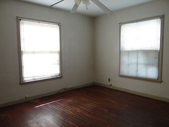 5th image of 4679 Maddox St