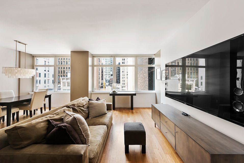1st image of 11 E 29th St APT 7C