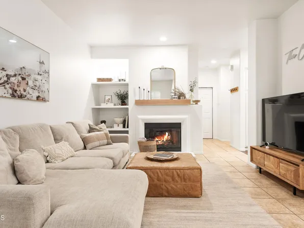 272 Camino Cortina, Camarillo, CA 93010