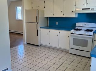 95 Crawford St, Lowell, MA 01854