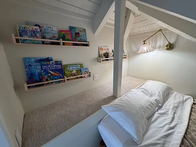 Reading Area