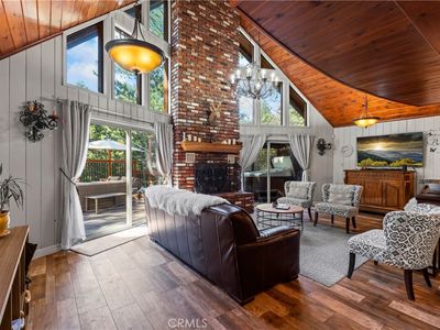 173 Hillcrest Ct, Lake Arrowhead, CA, 92352
