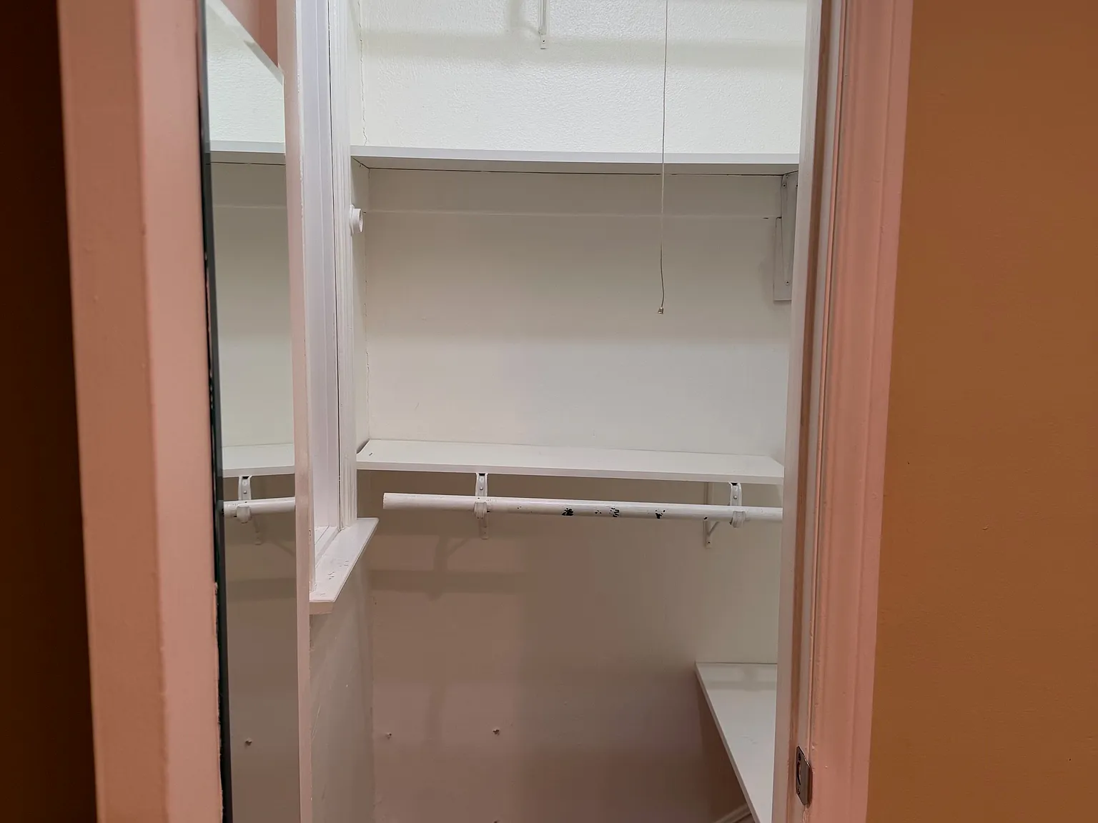 2 bed, 1250 sqft, $3,400 — Photo 3