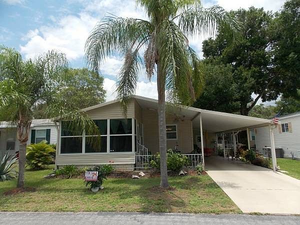 1st image of 38125 Woodgate Ln