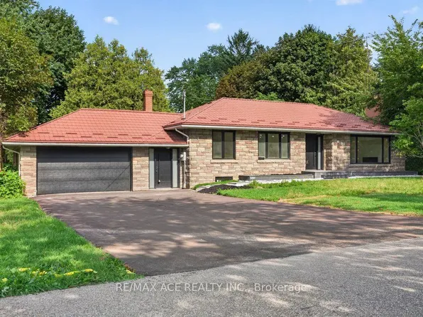 11 Faircroft Blvd #Basement, Toronto, ON M1M 2W9