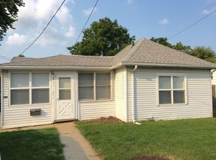 311 North Ave, Sycamore, IL 60178