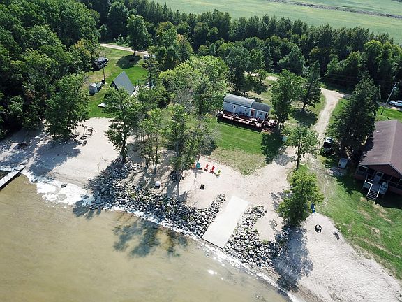 2nd image of 21139 Joas Beach Rd NE