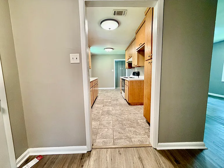 1005 Ridgewood Dr — Photo 15
