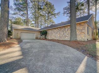 700 Montebello Cir, Chesapeake, VA 23322