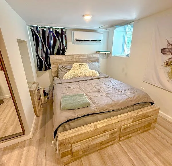 221 Jane St #1 — Photo 7