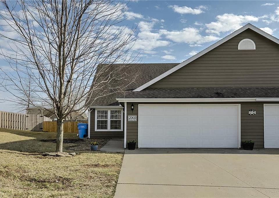 2060 Joles Dr, Tonganoxie, KS 66086 Zillow