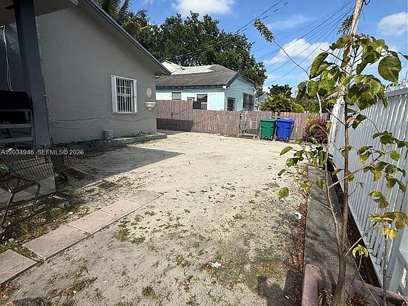 2nd image of 1143 NW 27th St