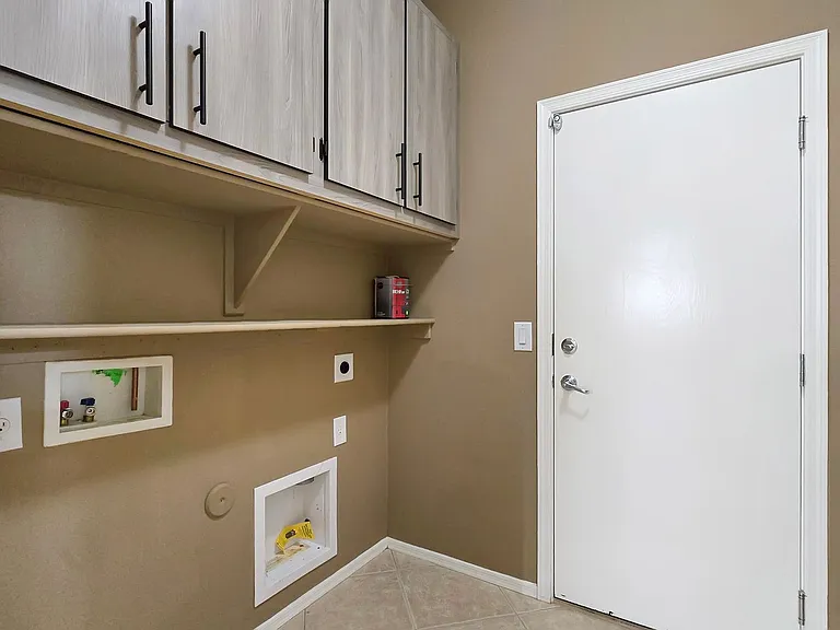 13505 W Catalina Dr — Photo 25