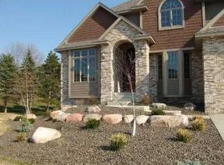 18191 Concord Cir NW, Elk River, MN 55330