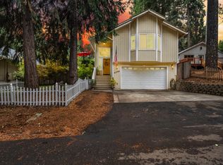 6298 Pine St, Pollock Pines, CA 95726