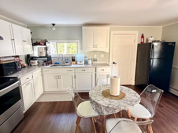 5th image of 85 Pierce St #1