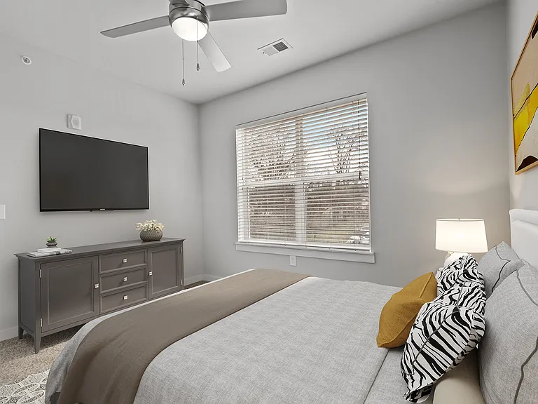 Residences at Woodbine Park — Photo 4