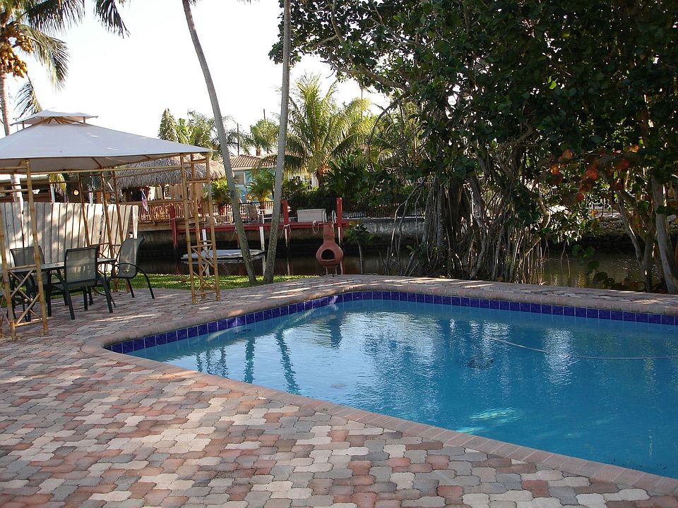 pool/patio