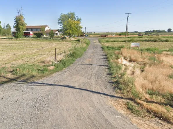 1718 E 3000 S, Wendell, ID 83355