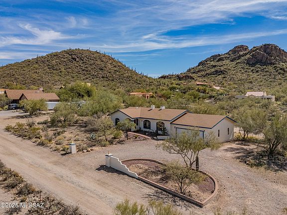 2nd image of 4155 W Coyote Ridge Trl