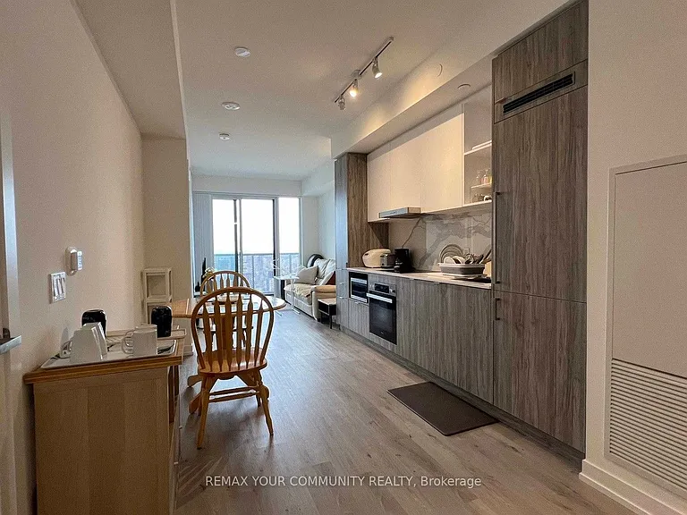 138 Downes St #7302 — Photo 5