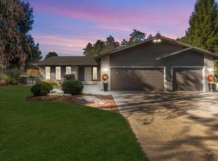 5589 Whispering Pines Dr, West Bend, WI 53095